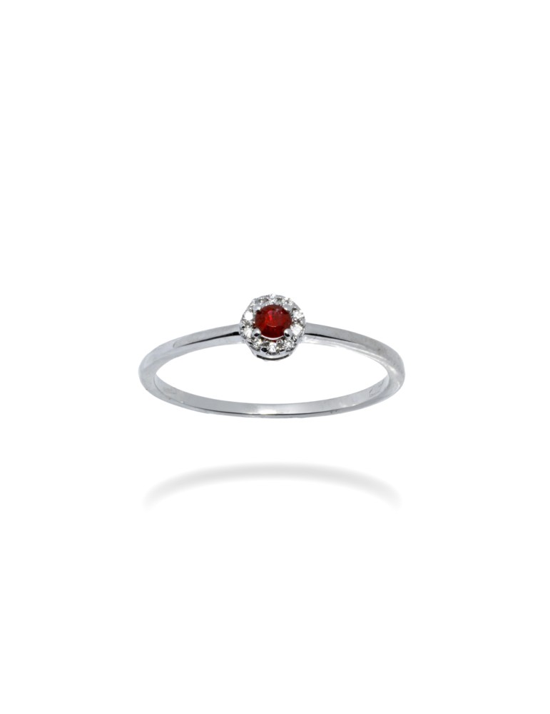 ANELLO TONDO IN ORO 18 KT CON DIAMANTI E RUBINO